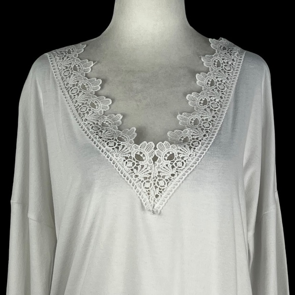 V-NECK EYELASH LACE TRIM WOMEN'S LONG SLEEVED TUNIC/TOP - Picture 3 of 9